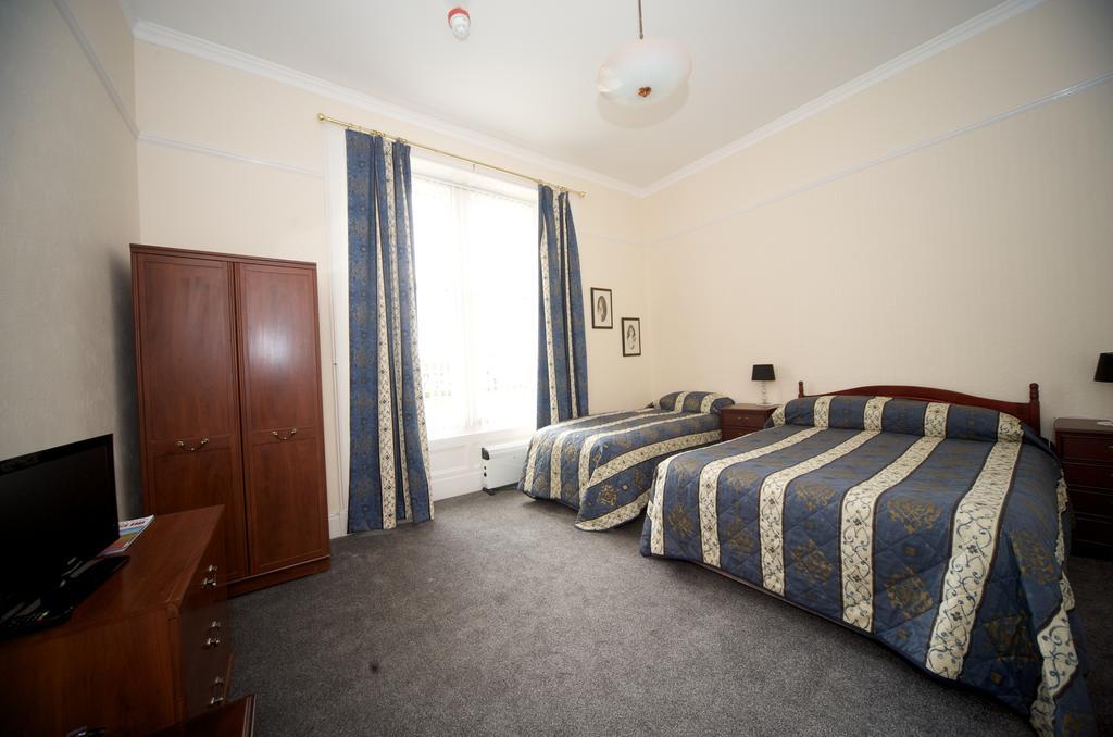 Dellwood Hotel Campbeltown Room photo