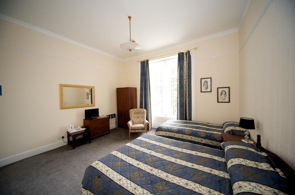 Dellwood Hotel Campbeltown Room photo